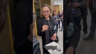 Ирина Купченко (75 лет) на кинофестивале Виват кино России! в Санкт-Петербурге, 15 мая 2023
