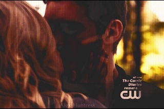 TVD 5x11: Klaus and Caroline