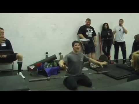 Knee Snatching with Louie