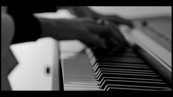 HUNGER TV ALPINES CHANCES STUDIO