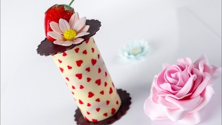 Strawberry and cream Love  Cake