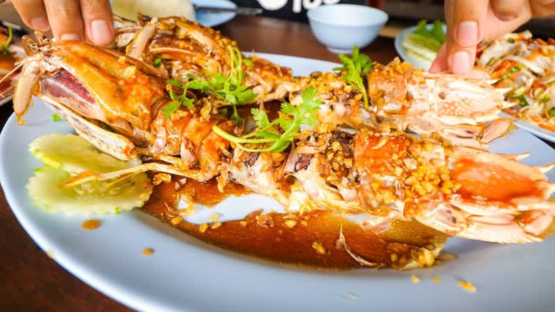 Koh Chang Island PRISTINE SEAFOOD FISHING VILLAGE and Spicy Curries, Food Travel