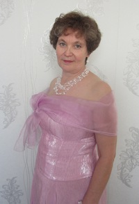 Нина Романова