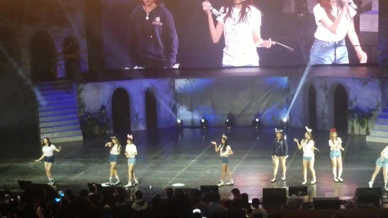 171014 Title Track Medley FANMEETING ONCE