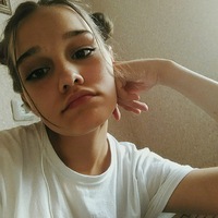 Оля Тихонова
