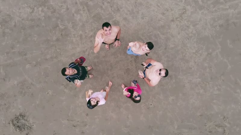 На Море г. Вунг Тау First time on the beach after lockdown in Vũng