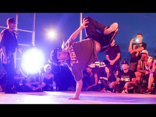 Hold Up Crew vs Luan & Tawfiq 2vs2 Final Bboy Battle on Reunion Island | YAK x BBS International